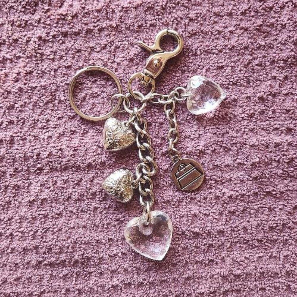 KATHY VAN ZEELAND Clear Heart Black Purse Emblem Key chain/Purse Charm